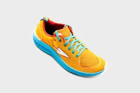 Enda Sportwear Iten Samburu- MEN/Women> Size 9.5/7