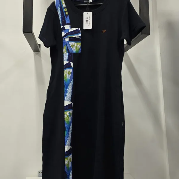 FEY Roundneck Dress : Black/ black