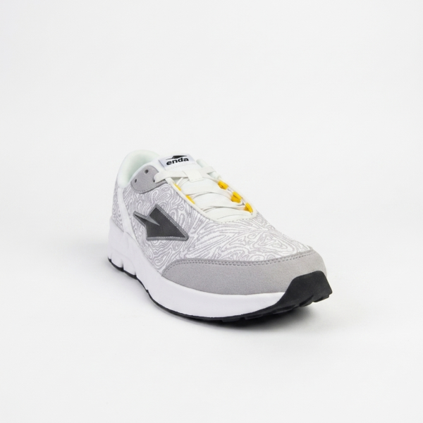 New Lapatet White (Men> Size (US)- 9.5/11