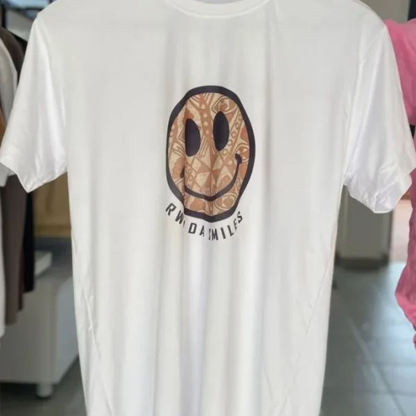 Rwanda smiles ( brown)